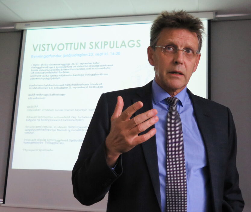 Gunnar Einarsson bæjarstjóri á fundi Vistbyggðaráðs um umhverfisvottun Urriðaholtsisn