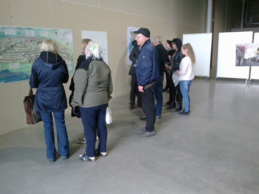 Kynning fasteignasala á karnivali í Kauptúni